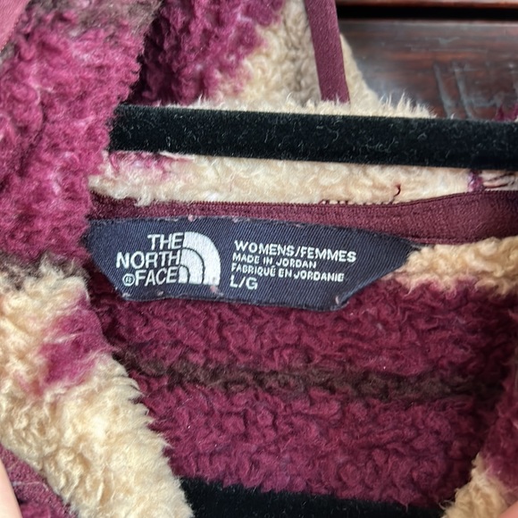 Aztec Pullover - Picture 4 of 5